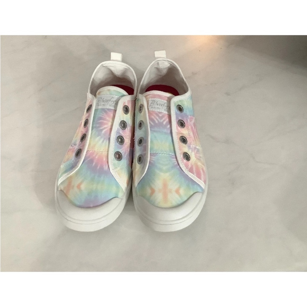 Blowfish Pink and Blue Casual Sneakers - Picture 4 of 5
